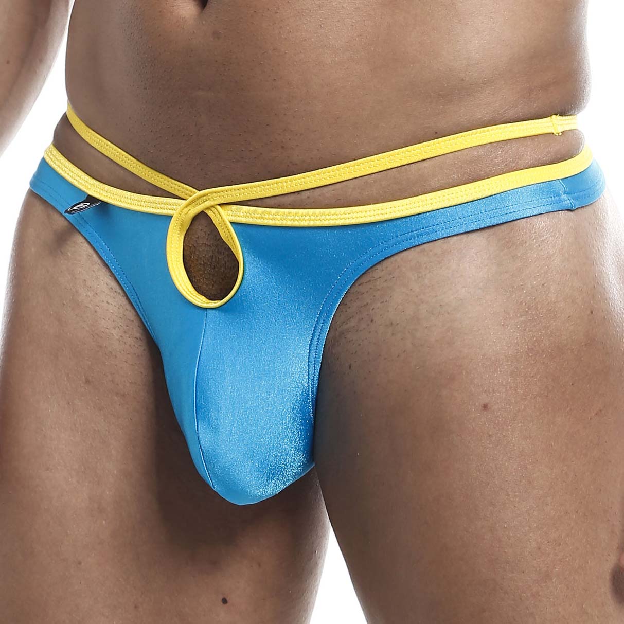 String Joe Snyder HOL02 Holes