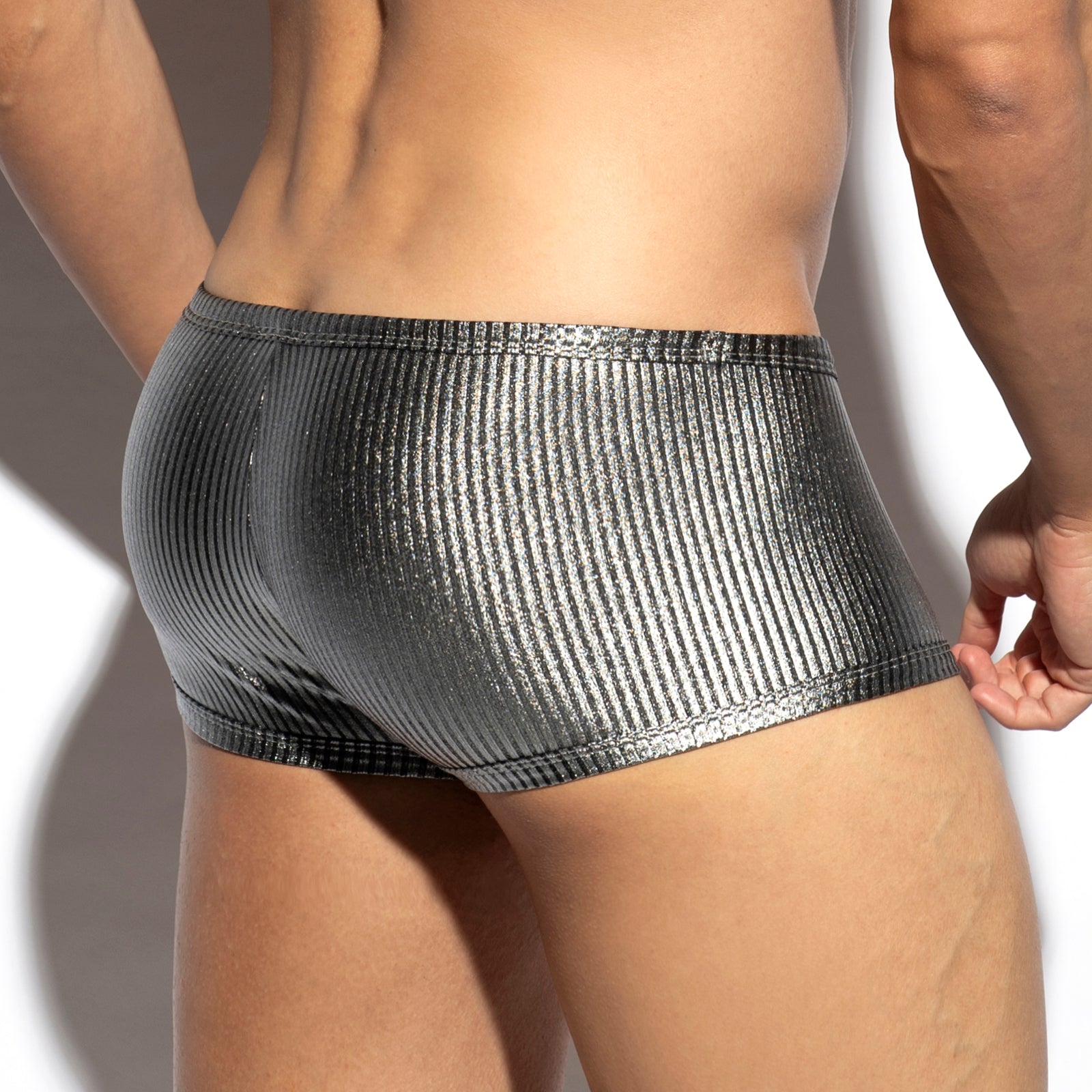 Boxer ES Collection Art Deco Metallic UN598