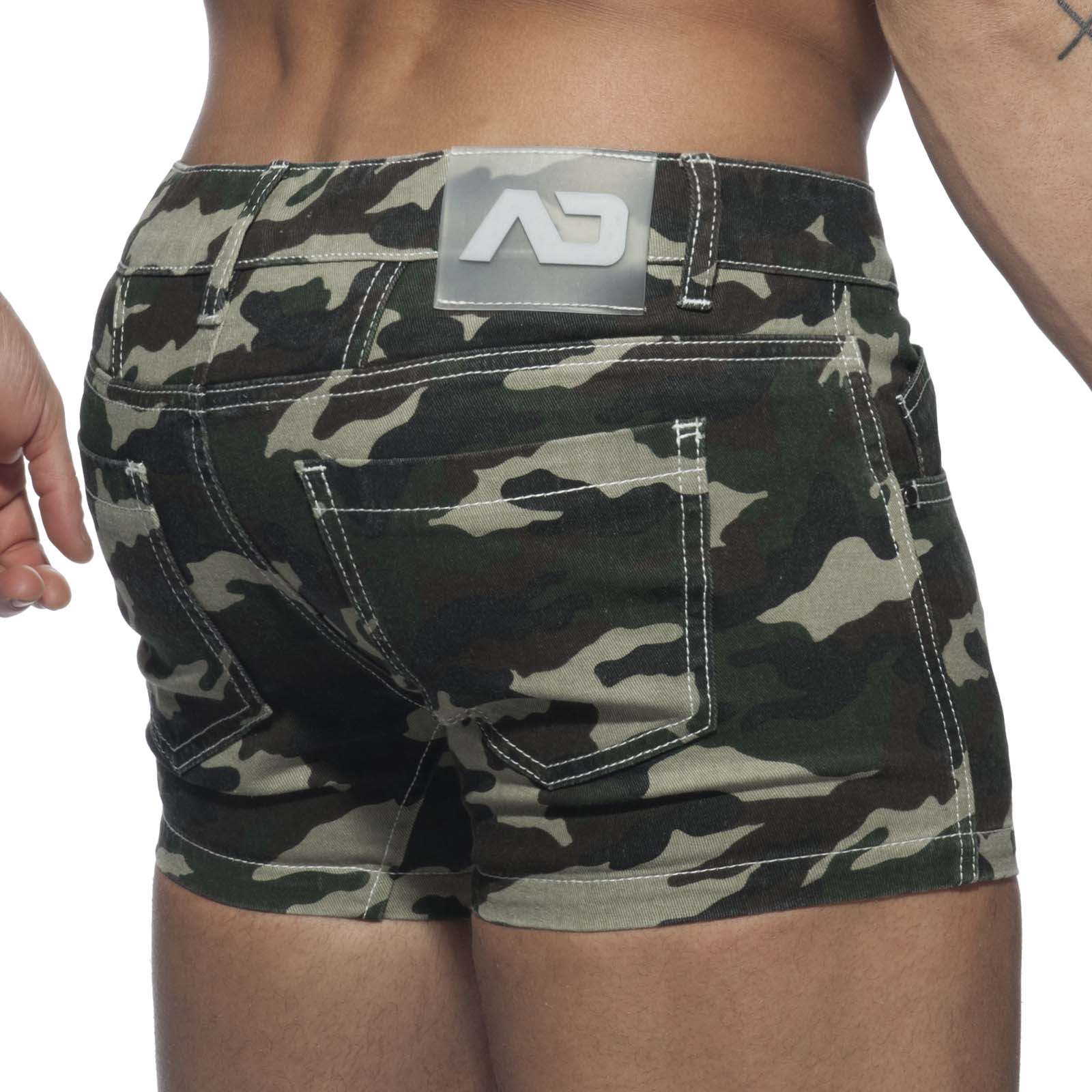 Short Addicted AD641