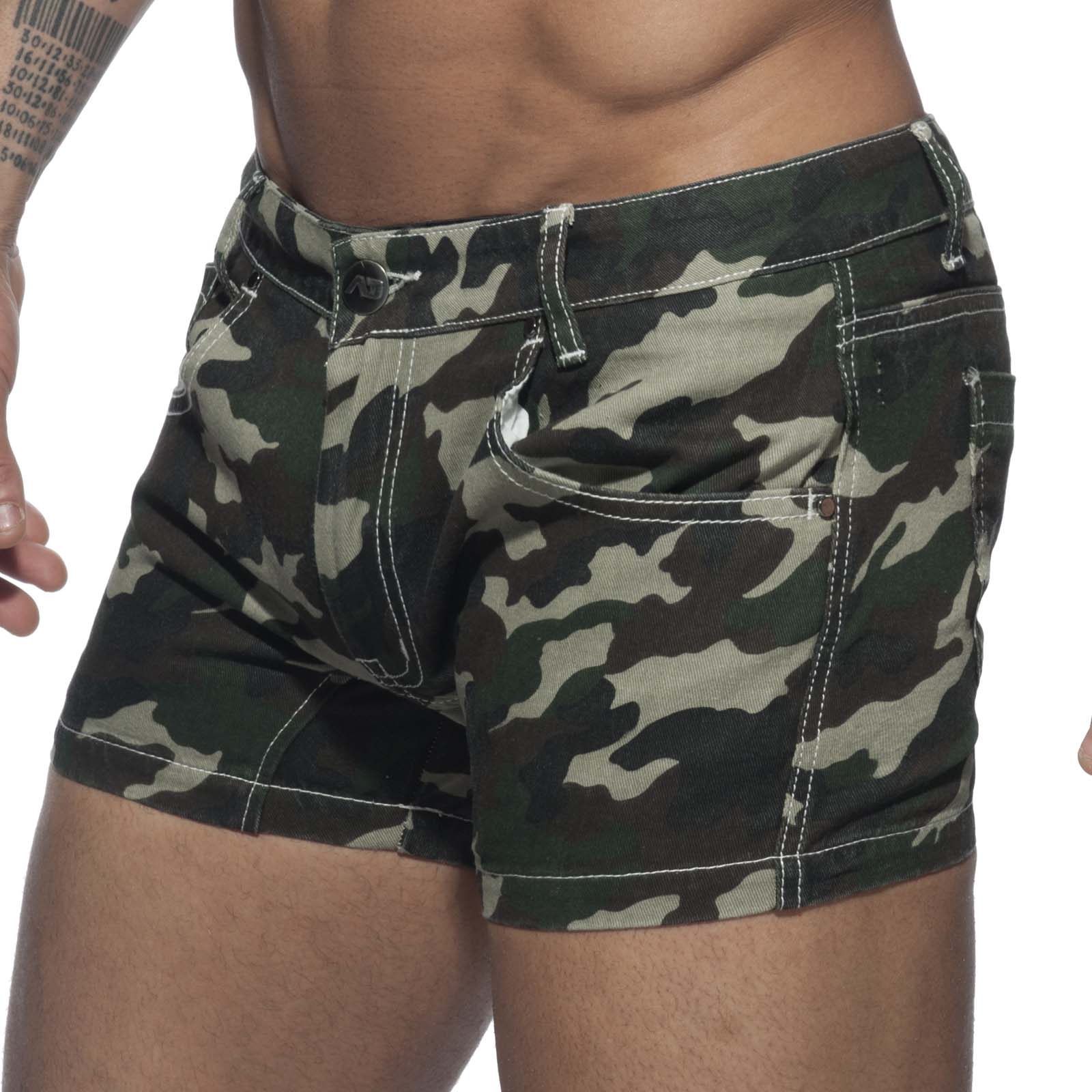 Short Addicted AD641