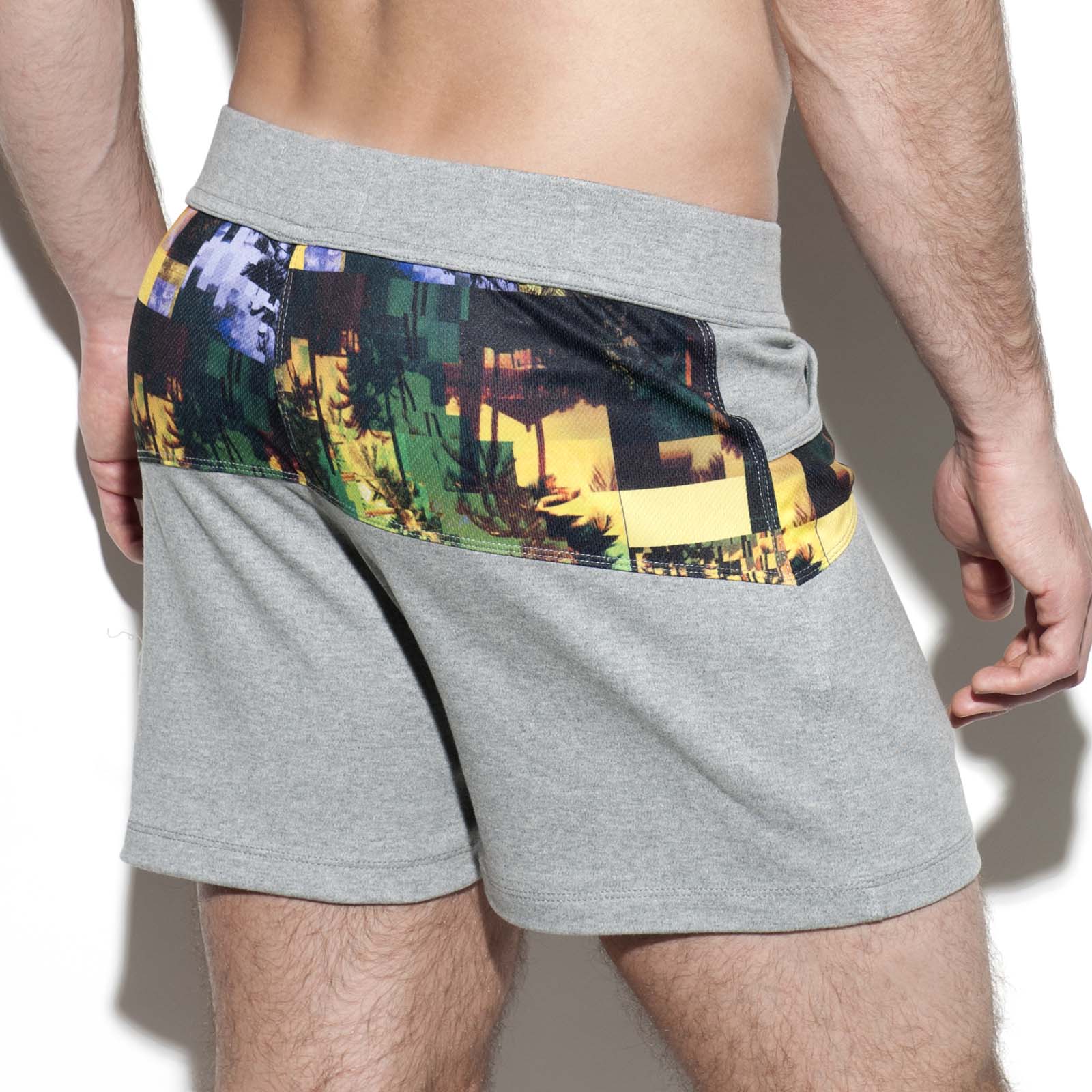 Short ES Collection Palm Glitch SP179