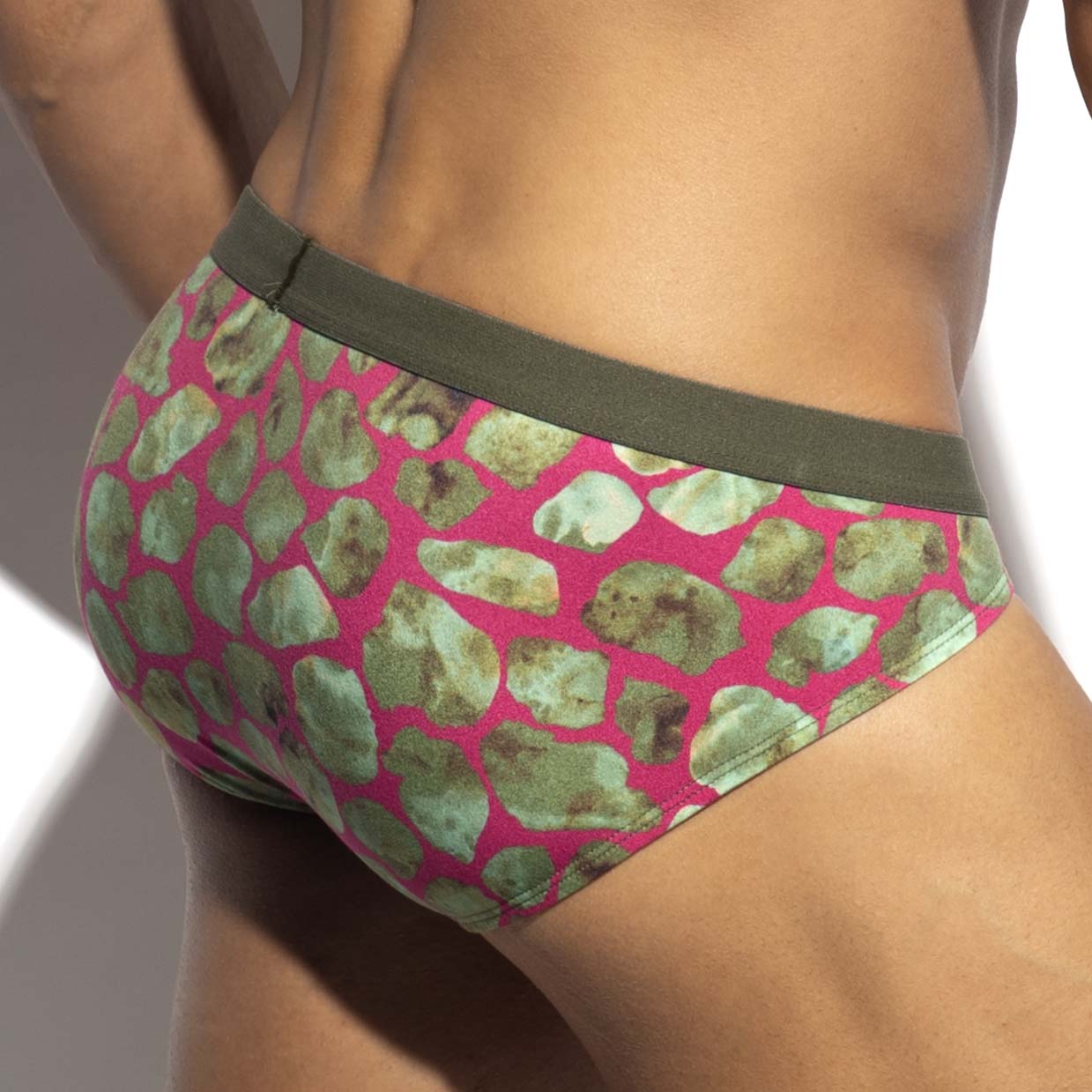 Slip ES Collection Soft Stones UN655